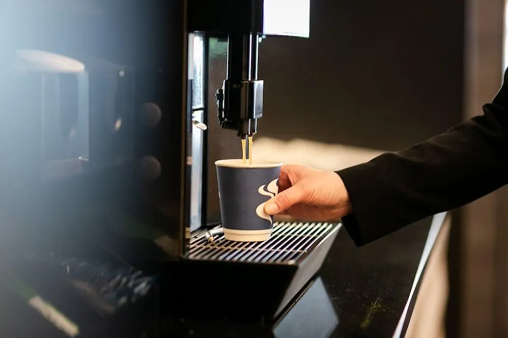 Cross Hotel Киото